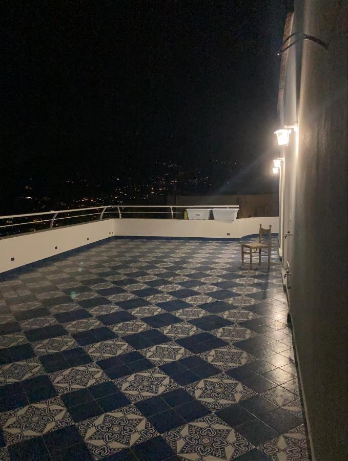 Blue 51 Apartment